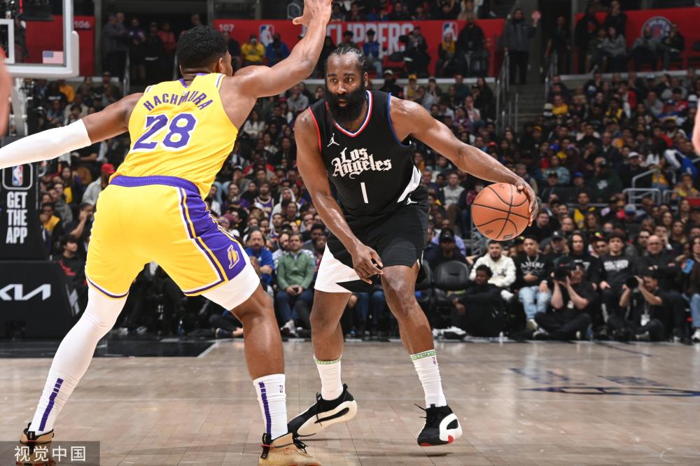 气氛火爆的 气氛火爆的