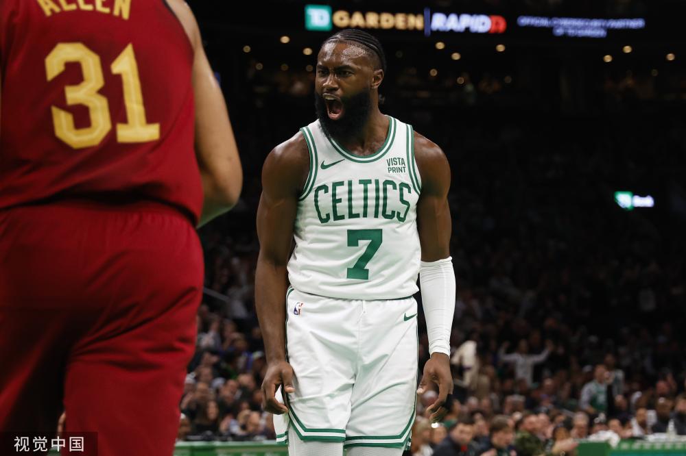 不戴面具亦 不戴面具亦