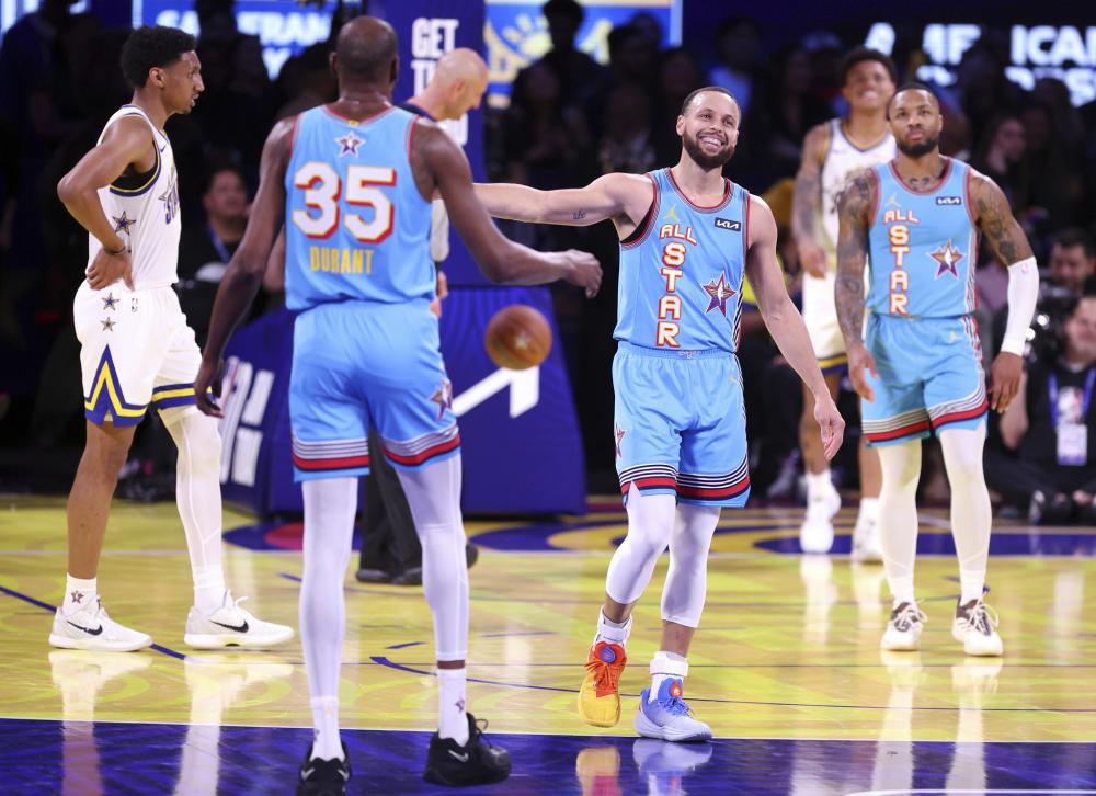 却因伤缺阵 却因伤缺阵