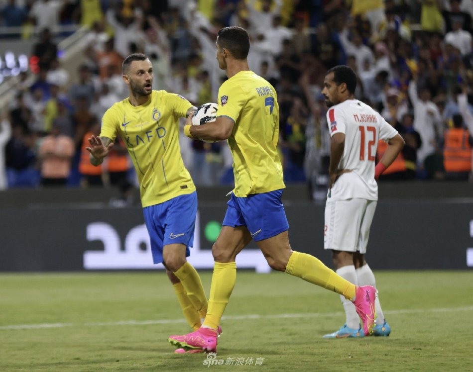 表现出色 表现出色